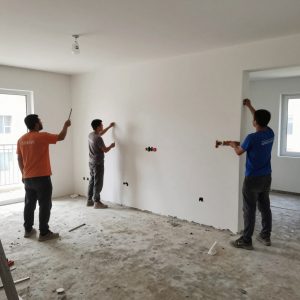 أعمال ترميم متنوعة في منزل بالكويت