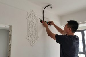 تنفيذ ديكور مع تمديدات كهرباء ضمن مشروع ديكور وكهرباء متكامل