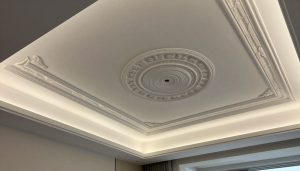 ديكور جبس بورد مع إضاءة مخفية ضمن مشروع ديكور وكهرباء