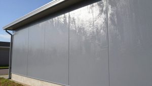 صبغ لامع مقاوم للرطوبة والشمس مطبق على واجهة خارجية