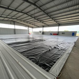 عازل طربال سعودي في منشأة صناعية