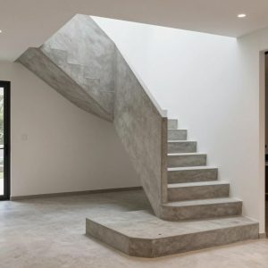 سلم خرساني بشكل حرف L سلم خرساني بشكل حرف L